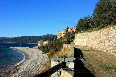 manastir.Halkidiki10.jpg